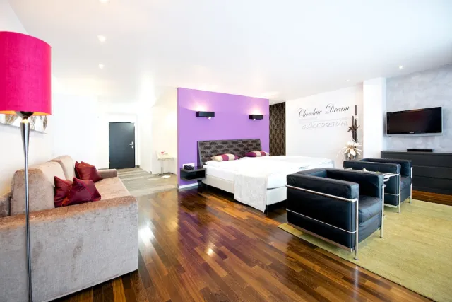 Apartament Junior z balkonem (Chocolate Dream) — Alpenlove – Adult SPA Hotel