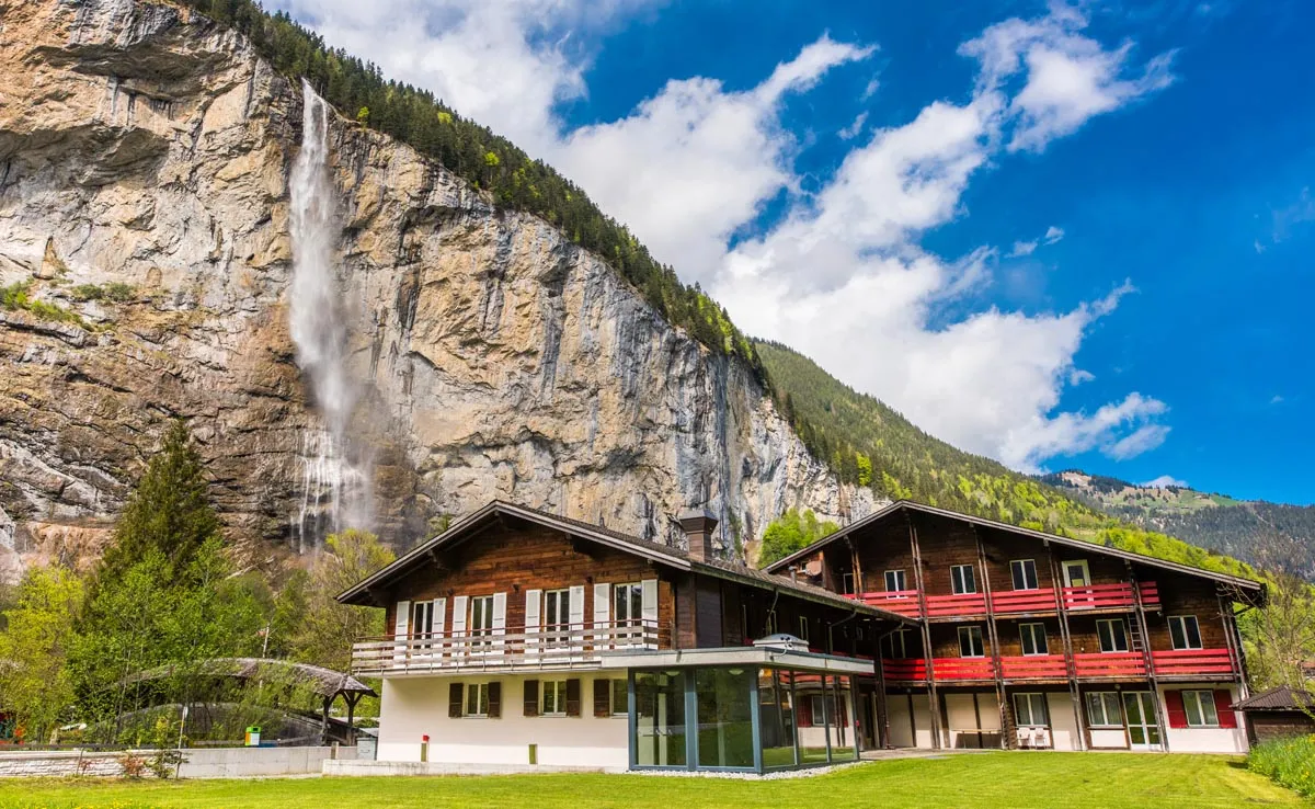 Alpine Base Hostel - Adults only – Adults-Only Hotel in Berner Oberland, CH