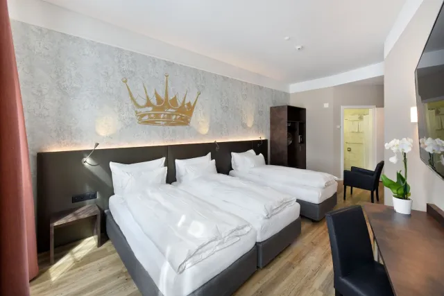 Pokój trzyosobowy — Altstadt Hotel Krone Luzern