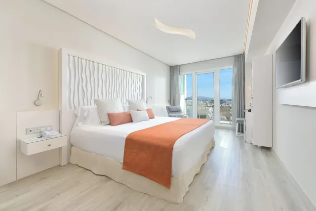 Tweepersoonskamer met balkon (Make It Happen) — Amare Beach Hotel Marbella