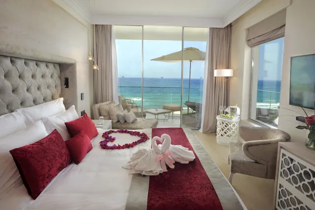Honeymoon suite met zeezicht — Amavi, MadeForTwo Hotels