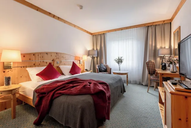 Standard tweepersoonskamer — Arosa Alpine Club - Adults only (ehem. Robinson Club Arosa)