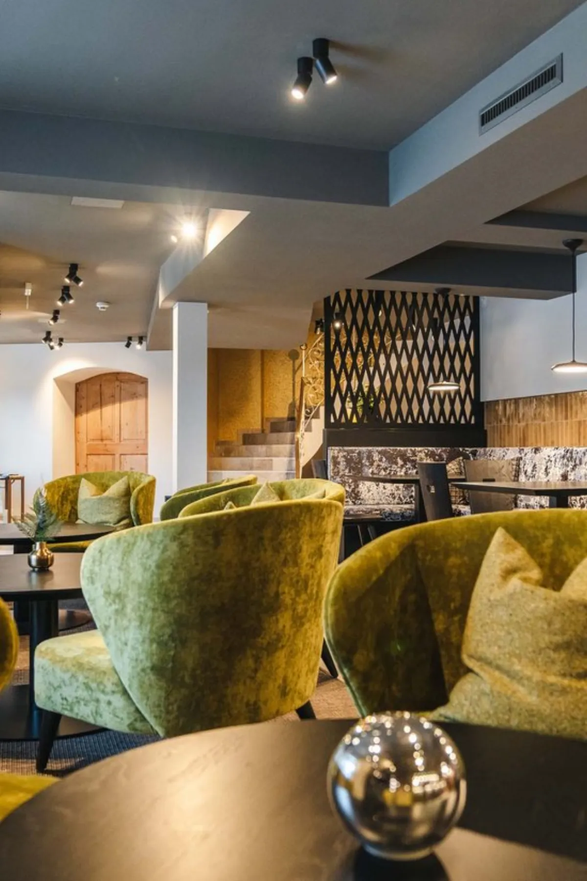 Arpuria Hidden Luxury Mountain Home – Pool & Spa, Adults-Only Hotel in Tirol