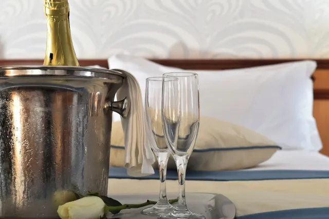 Suite avec 1 chambre et vue sur l'intérieur des terres — Constantinou Bros Asimina Suites Hotel
