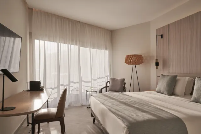 Tweepersoonskamer met zijdelings zeezicht — Atlantica Bay