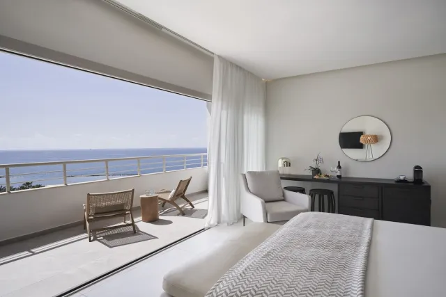 Junior suite met zeezicht — Atlantica Bay