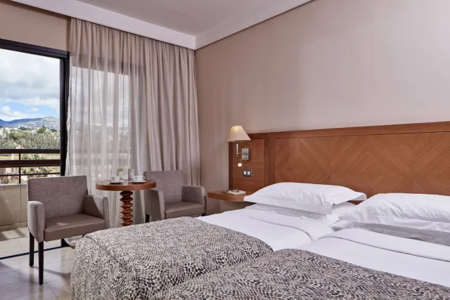 Camera con letti singoli e vista sull'entroterra — Atlantica Golden Beach Hotel