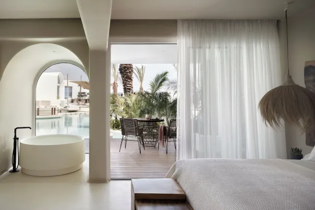 Suite Premium avec accès direct à la piscine — Aya Resort