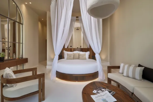 Suite Grande avec bassin d'immersion — Aya Resort