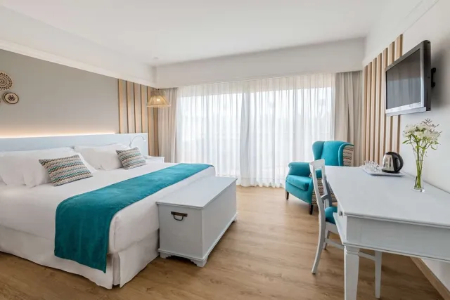 Kamer met uitzicht op het zwembad — Barcelo Corralejo Bay