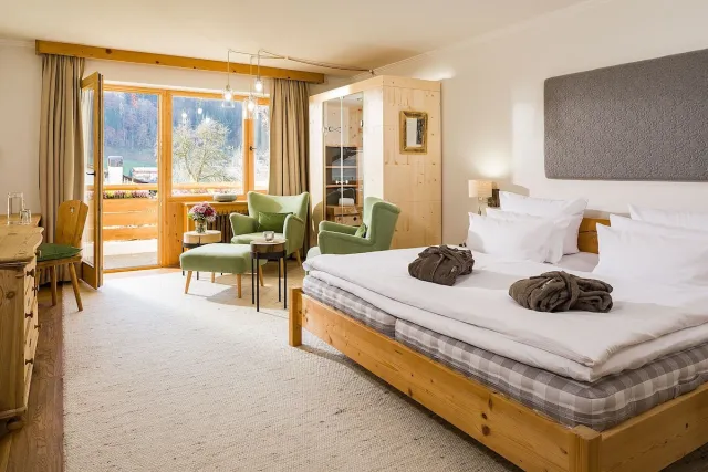 Comfort tweepersoonskamer (Wohlfühlzimmer Almenrausch) — Berghotel Rehlegg