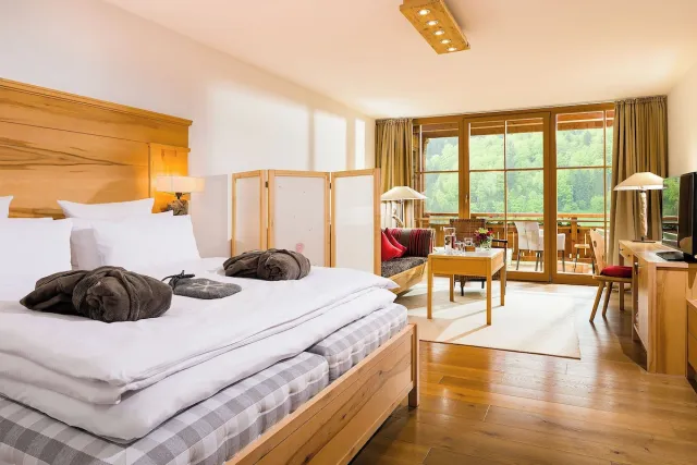 Comfort studiosuite (Juniorsuite Königskerze) — Berghotel Rehlegg