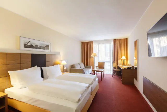 Superior-Zimmer mit 1 Doppelbett und Kühlschrank (mit Schlafsofa) — Best Western Hotel Bamberg