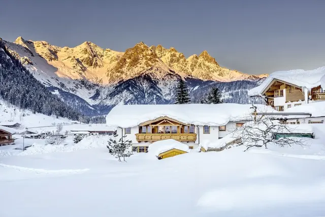 Boutiquehotel Unterlechner – Außenansicht, Erwachsenenhotel in Tirol