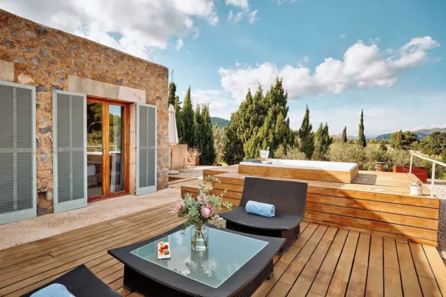 Luxe suite met jacuzzi — Can Simoneta