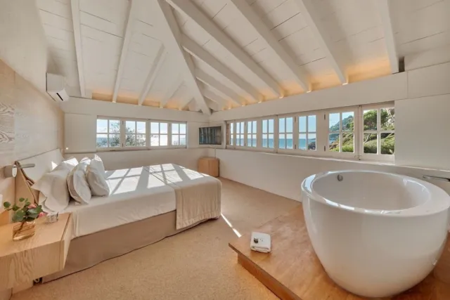 Superior suite met zeezicht (met Chill Out) — Can Simoneta