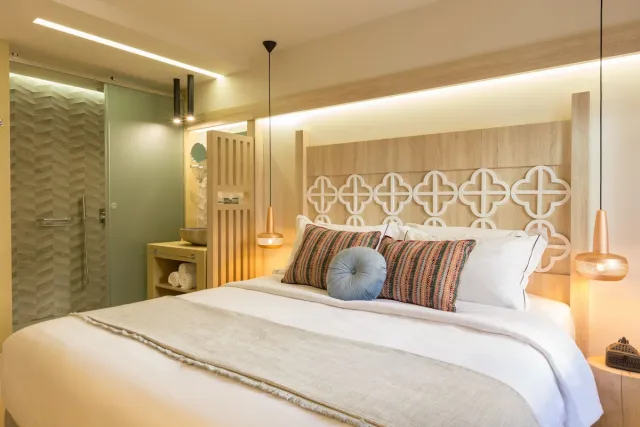 Deluxe suite met terras (jacuzzi buiten) — Cressa Suites