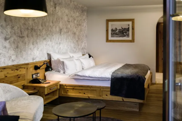 Standard Plus driepersoonskamer Maximilian — Das König Ludwig Inspiration SPA