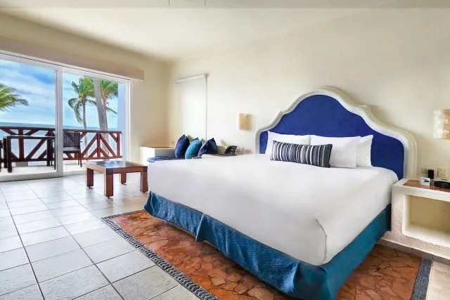 Master suite — Desire Riviera Maya Resort