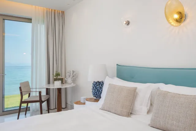 Pavilion suite met jacuzzi en zwembad — Domes Miramare