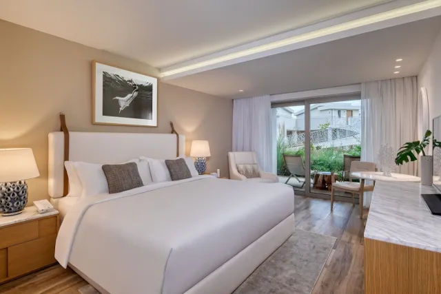 Kamer met 1 kingsize bed en tuinzicht (Emerald Retreat) — Domes Miramare