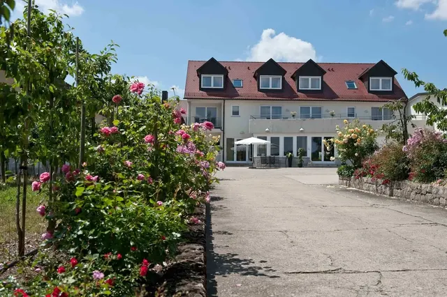 Felshof — Weingut & Gästehaus – Restaurant & Genuss, Erwachsenenhotel in Bayern