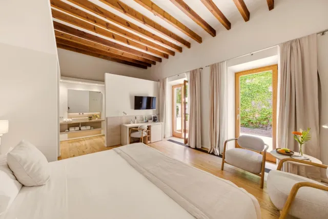 Pokój dwuosobowy Deluxe z patio — Fontsanta Hotel Thermal & Spa