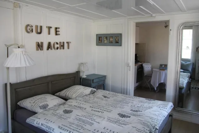 Designerski pokój dwuosobowy z widokiem na góry (Fleur de Lys) — Gantrisch Cottage B&B
