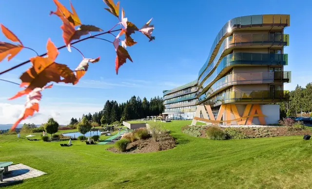 Hotel AVIVA make friends – Außenansicht, Erwachsenenhotel in Oberösterreich