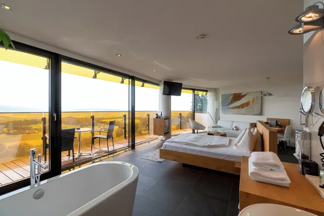 Hotel AVIVA make friends – Zimmer & Suiten, Erwachsenenhotel in Oberösterreich
