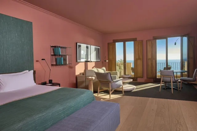 Suite met terras en zeezicht — Hotel Calatrava