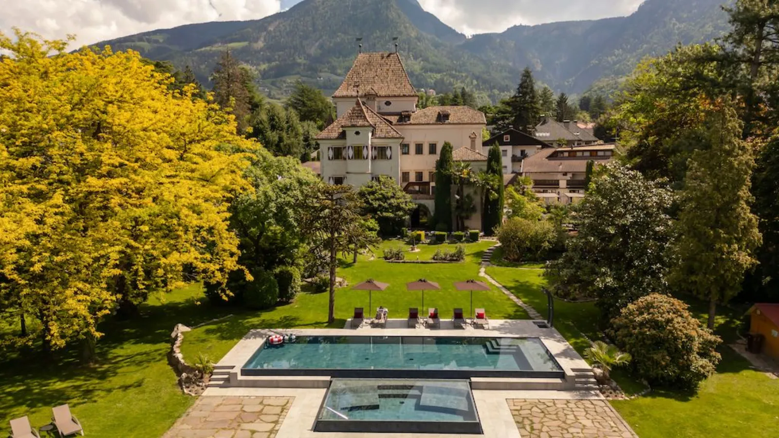 Hotel Castel Rundegg – Adults-Only Hotel in Südtirol, IT