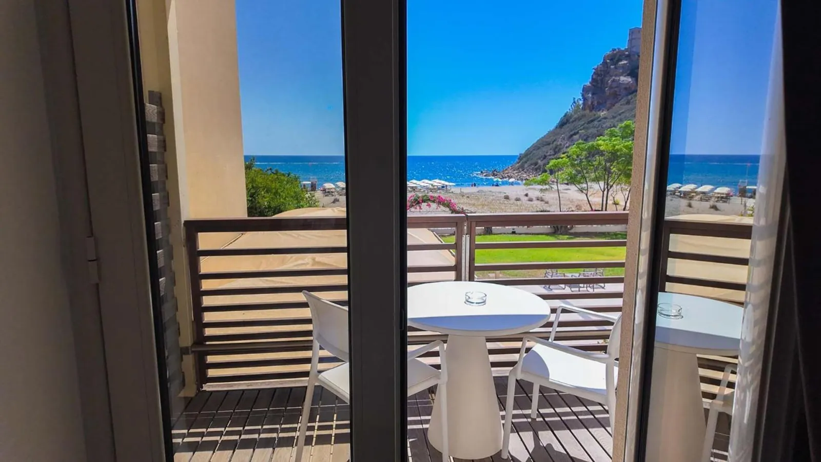 Hotel Club Torre Salinas – Chambres & suites, Adults-Only Hotel in Sardinien