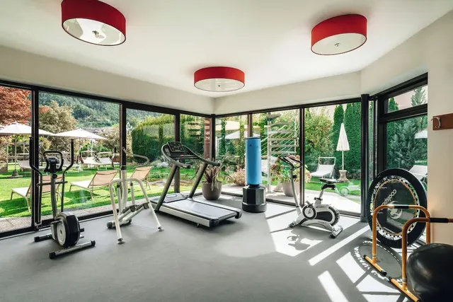 Hotel Dominik Alpine City Wellness – Außenansicht, Erwachsenenhotel in Südtirol