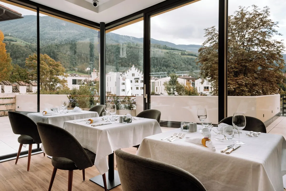 Hotel Dominik Alpine City Wellness – Erwachsenenhotel in Südtirol, IT