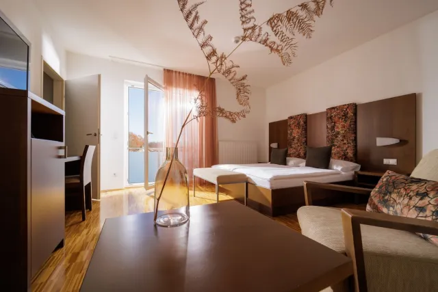 Comfort tweepersoonskamer met balkon — Hotel Garni Toscanina - Adults Only