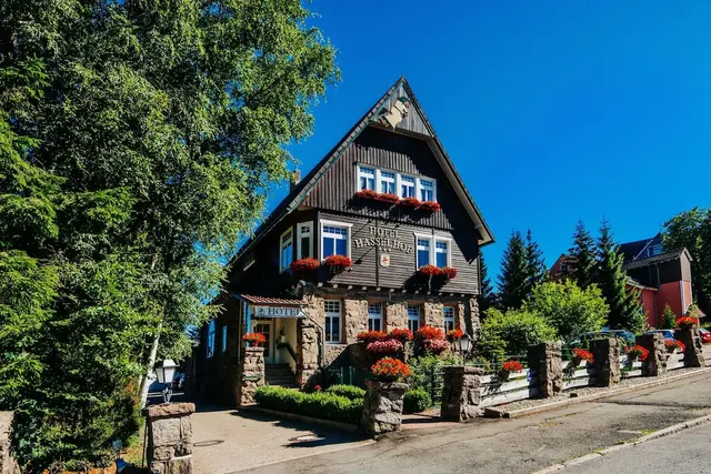 Hotel Hasselhof Garni Vier Sterne – Außenansicht, Erwachsenenhotel in Niedersachsen