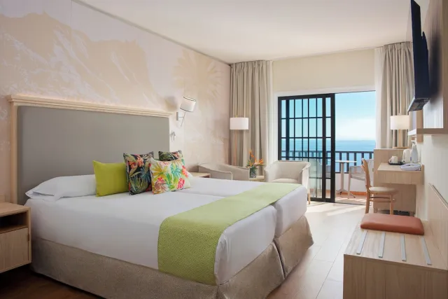 Pokój Horizonte z widokiem na morze dla 3 osób dorosłych — Hotel Jardin Tecina