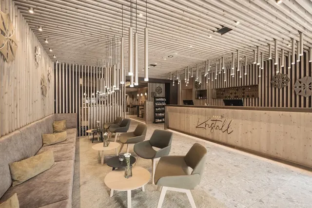 Hotel Kristall – Zimmer & Suiten, Erwachsenenhotel in Tirol