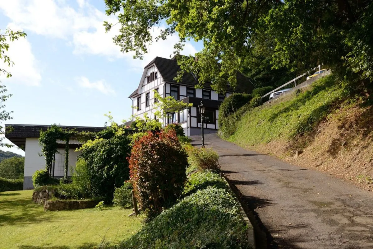 Hotel Kurhaus Uhlenberg – adults-only hotel in Noordrijn-Westfalen, DE