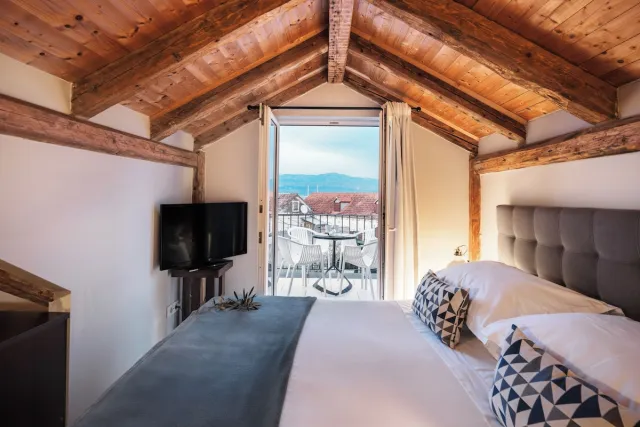 Appartement met twee slaapkamers — Hotel Osam