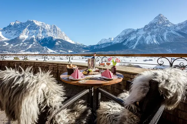 Hotel Post Lermoos – Zimmer & Suiten, Erwachsenenhotel in Tirol