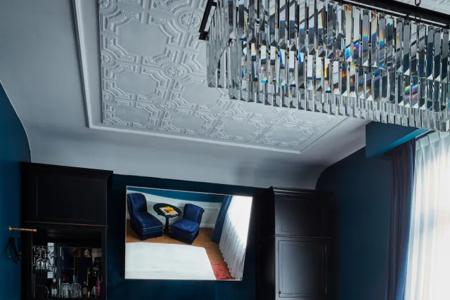 Classic — Hotel Provocateur