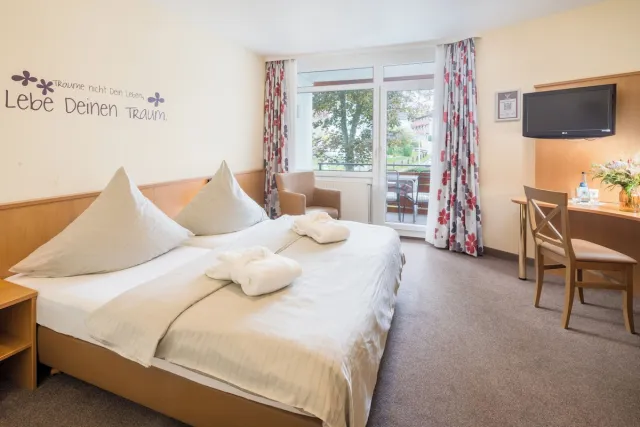 Standard tweepersoonskamer — Hotel-Resort Waldachtal