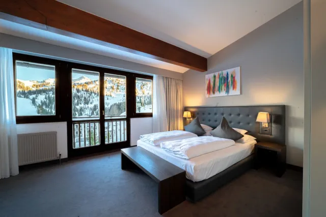 Superior tweepersoonskamer met 1 queensize bed — Hotel & SPA Wulfenia