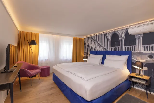 Kleine tweepersoonskamer — Hotel Stein - Adults Only