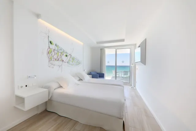 Pokój dwuosobowy Superior z balkonem i widokiem na morze — Iberostar Bahia de Palma