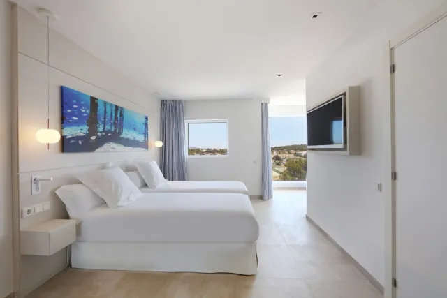 Tweepersoonskamer met balkon — Iberostar Santa Eulalia