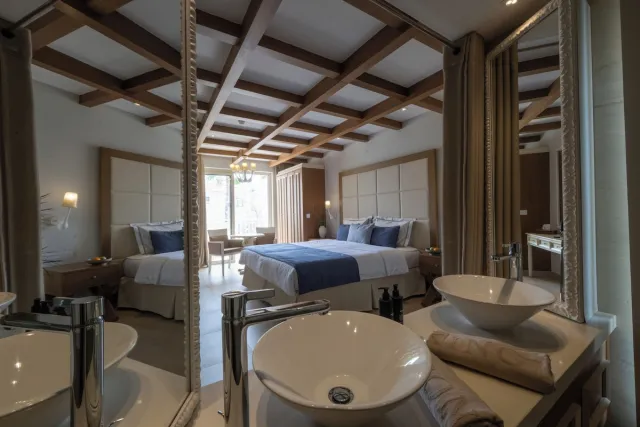 Deluxe studio — King Jason Paphos - Designed for Adults