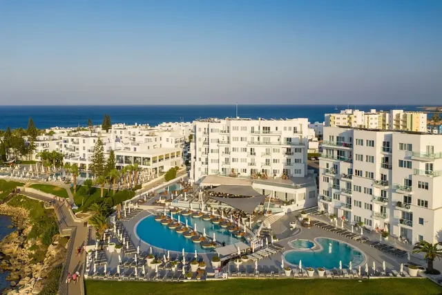 The King Jason Protaras - Designed for Adults – Pool & Spa, Erwachsenenhotel in Protaras